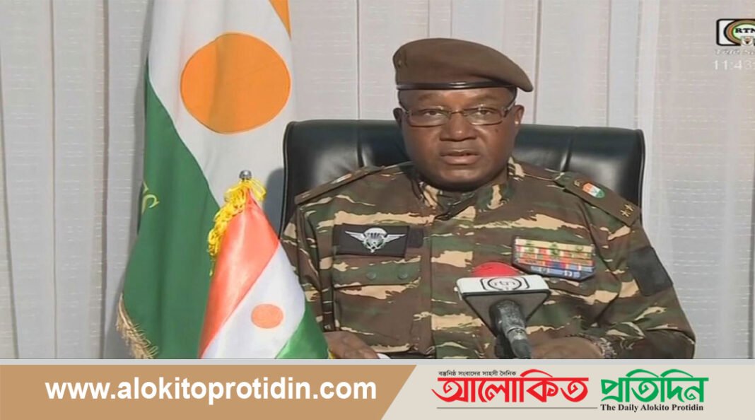 ফ্রান্সের রাষ্ট্রদূতকেনাইজার ছাড়ার নির্দেশ