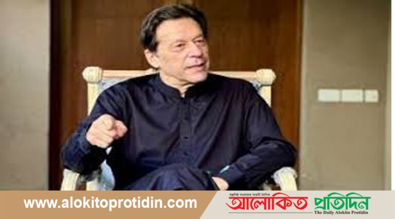 ইমরান পাকিস্তান ছাড়বেন না