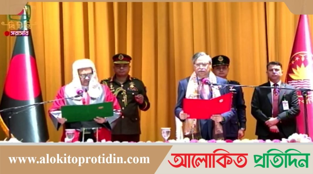 প্রধান বিচারপতি হিসেবে শপথ গ্রহণ করলেন ওবায়দুল হাসান