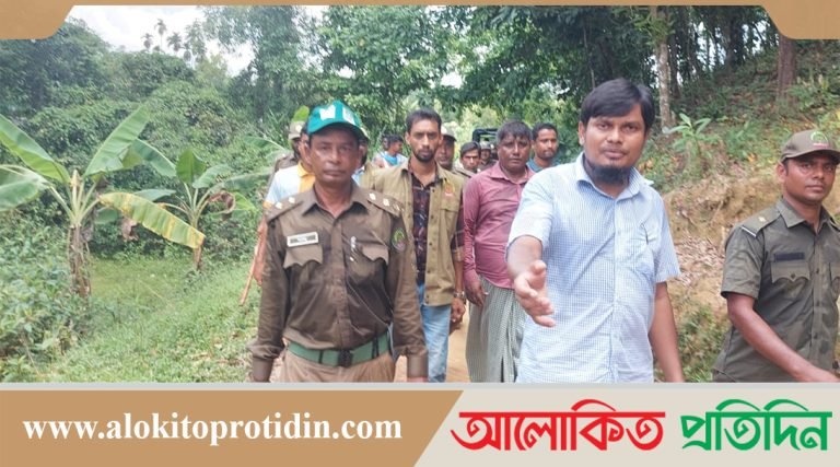 অবৈধ দখলদারদের হামলায় ২৮ বনকর্মী আহত 