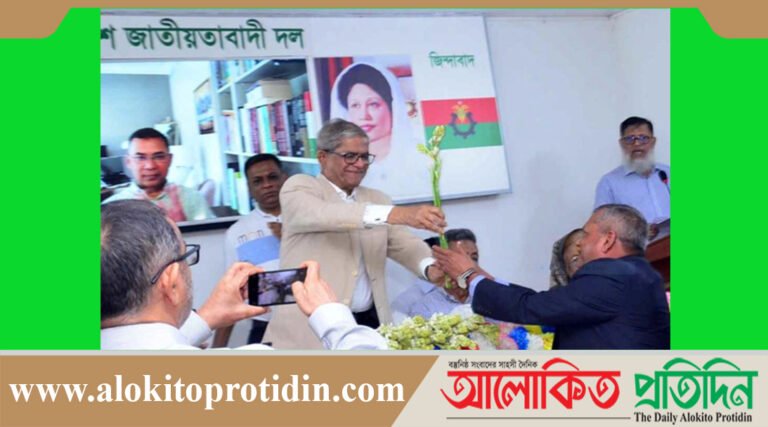 গুলশানে বিএনপি চেয়ারপারসনের রাজনৈতিক কার্যালয়ে তারা আনুষ্ঠানিকভাবে যোগ দেন
