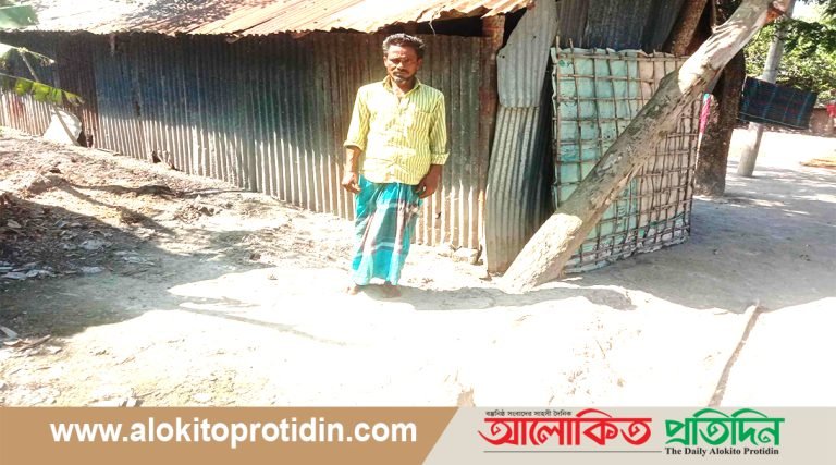 শেরপুরে অসহায় ছালামের মানবেতর জীবনযাপন