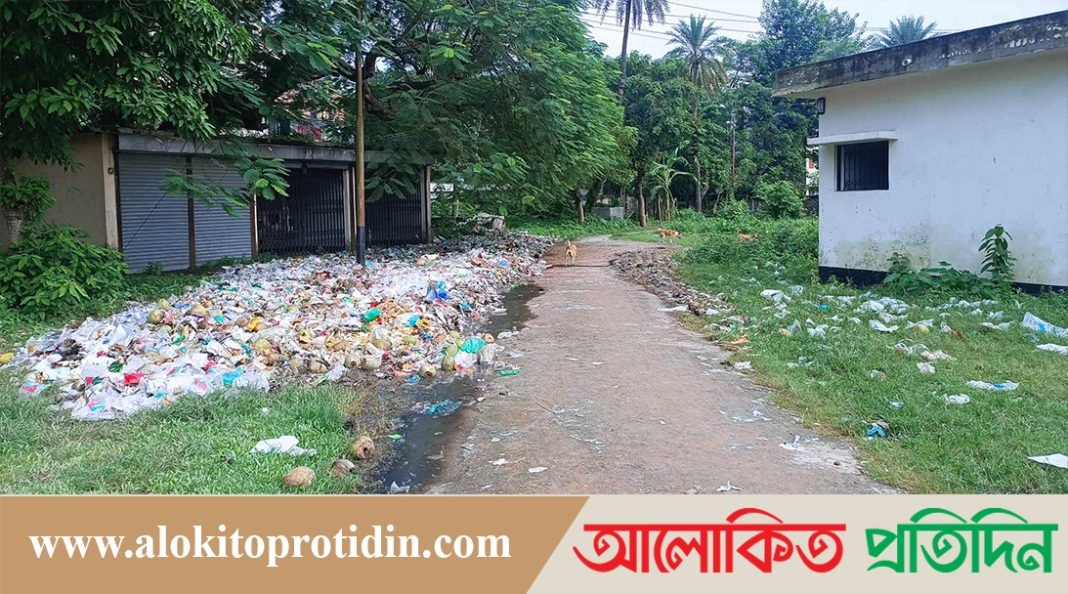 ফরিদপুর সদর হসপিটাল ও মেডিকেল কলেজ হসপিটাল যেন ময়লারভাগার 