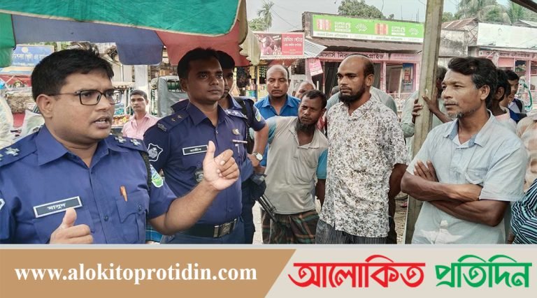 ঝিনাইগাতীতে অটোচালকদের সাথে পুলিশের বৈঠক