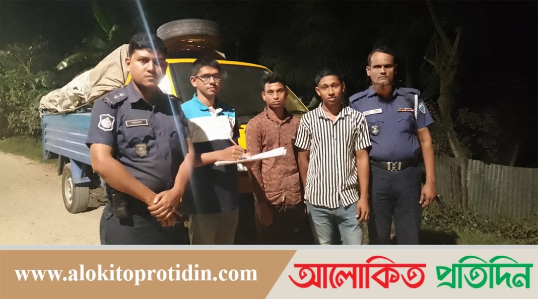 কুমিল্লায় সাংবাদিকের তৎপরতায় ৭০ বস্তা ভারতীয় চিনি জব্দ