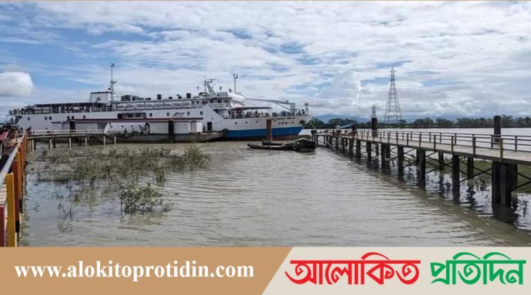 টেকনাফ-সেন্ট মার্টিন নৌপথে বৃহস্পতিবার থেকে জাহাজ চলাচল বন্ধ