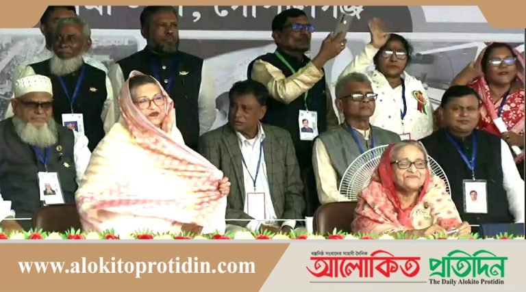 ছোট বোন রেহানা পাশে না থাকলে আমি এত কাজ করতে পারতাম না: টুঙ্গিপাড়া জনসভায় প্রধানমন্ত্রী