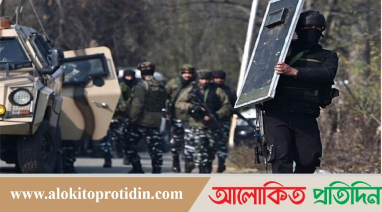কাশ্মীরে সশস্ত্র গোষ্ঠীর গুলিতে ৫ ভারতীয় সেনা নিহত