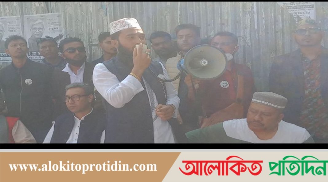 গণসংযোগে ব্যস্ত সময় পার করছেন মাজহারুল ইসলাম