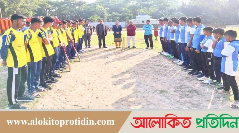 আটপাড়ায় ক্রিকেট প্রশিক্ষণের সমাপনী অনুষ্ঠিত