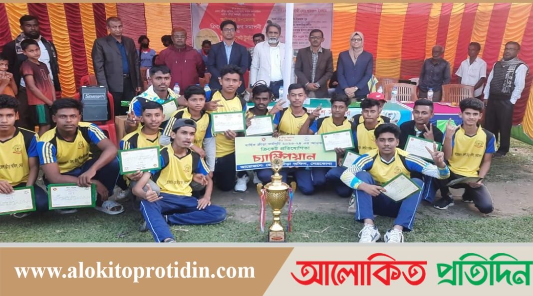 আটপাড়ায় T10 ক্রিকেট টুর্নামেন্ট অনুষ্ঠিত