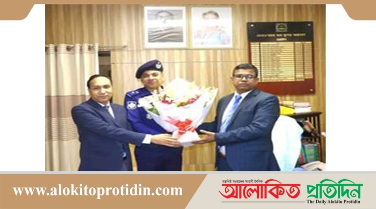 নড়াইল বিজ্ঞ জেলা ও দায়রা জজ এর সাথে পুলিশ সুপারের সৌজন্য সাক্ষাৎ