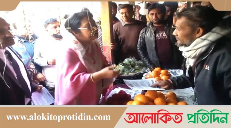 ভোটারদের ধন্যবাদ জানিয়ে মানিকগঞ্জ জেলা বিএনপির লিফলেট বিতরণ