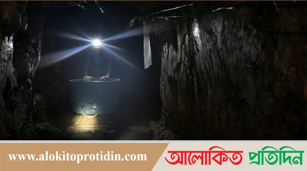 মালিতে সোনার খনি ধসে ৭৩ জন নিহত