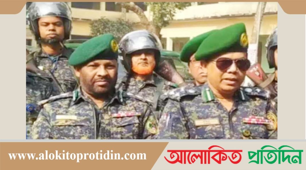 ভোট দানে সহায়তা করছে আনসার ভিডিপি-ডিডিজি রফিকুল ইসলাম