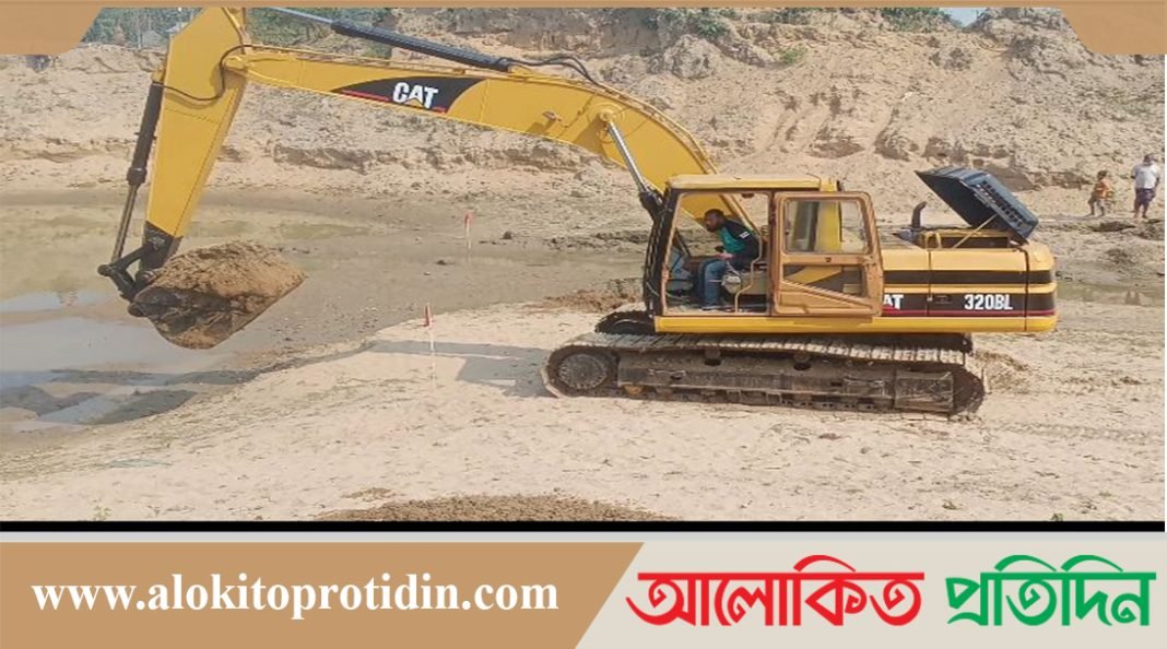 নেত্রকোণার পূর্বধলা উপজেলার কালিহর নদী খনন উদ্বোধন