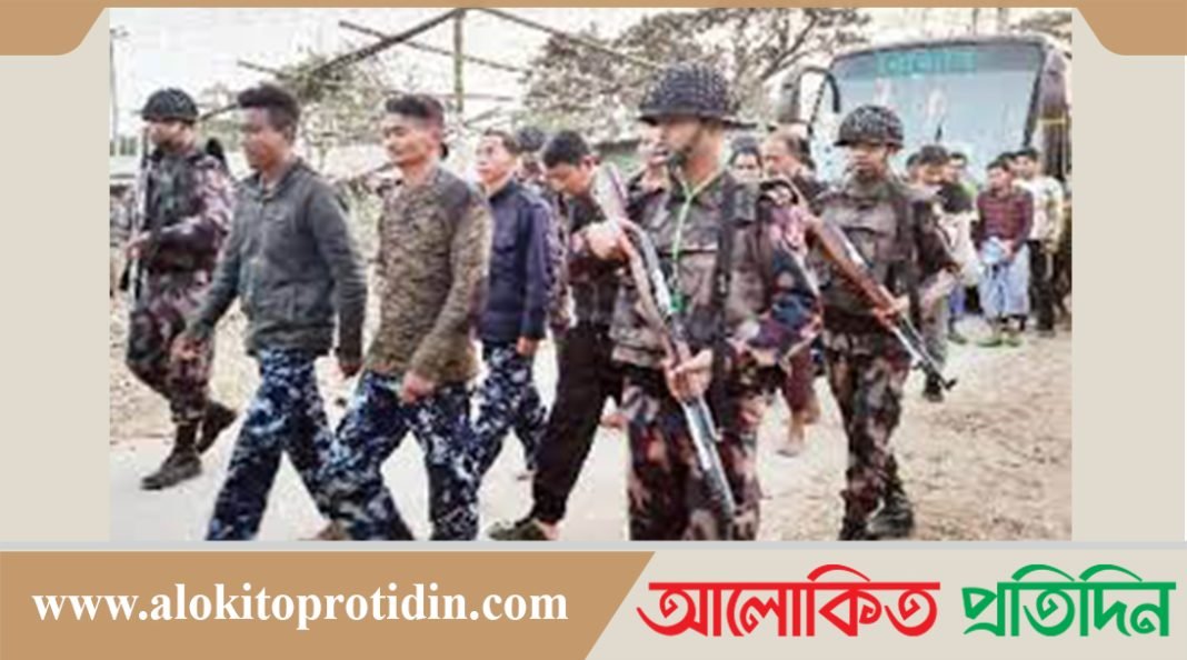 যুদ্ধ থেকে পালিয়ে আসা ৩৩০ জনের মধ্যে প্রথম দফায় ফেরত ১৬৫