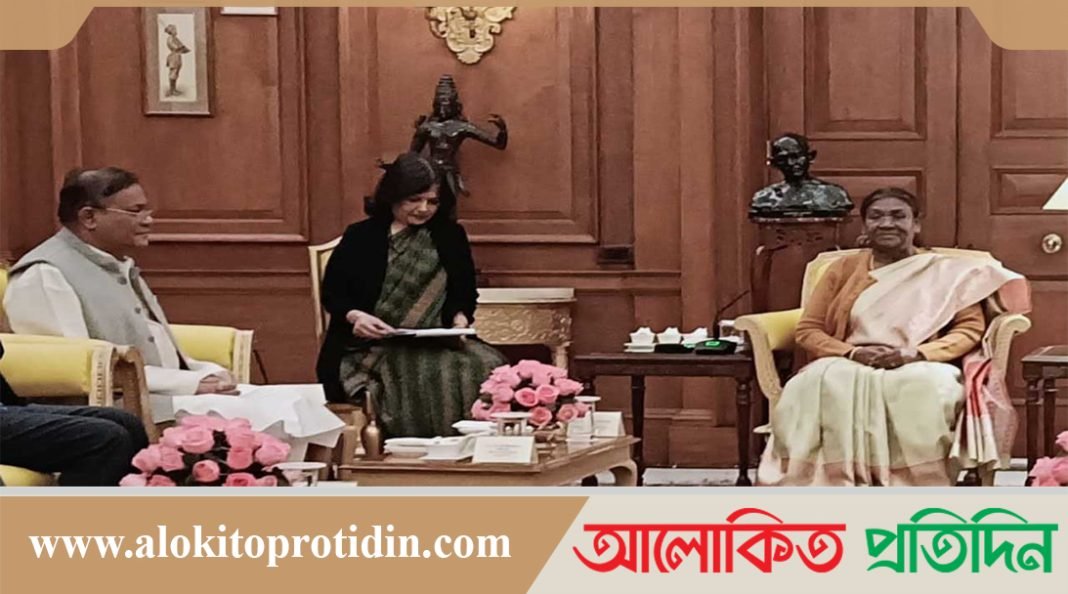 ভারতের রাষ্ট্রপতিকে বাংলাদেশ সফরের আমন্ত্রণ পররাষ্ট্রমন্ত্রীর