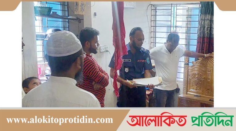 স্ত্রীর আ*ত্ম*হ*ত্যা সইতে না পেরে ফাঁস দিল স্বামী