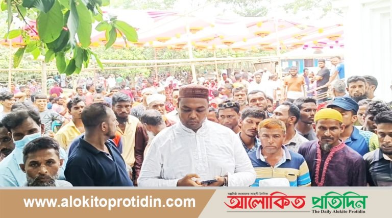 রাঙ্গাবালীতে উপজেলা চেয়াম্যান প্রার্থীর ভাইয়ের বাড়িতে মৃত ব্যক্তির নামে দোয়া মিলাদ করে নির্বাচনী প্রচারনা