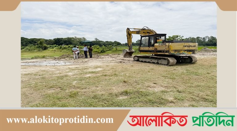 পুকুর সংস্কারে অবৈধভাবে বানিজ্যিক মাটি বিক্রি বন্ধে এসিল্যান্ডের অভিযান