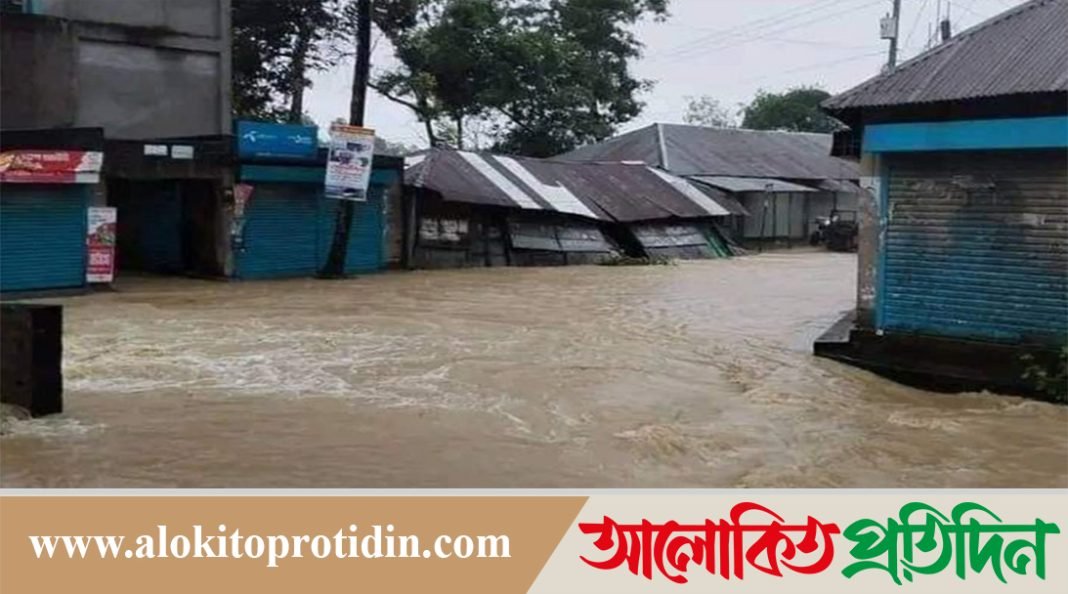 স্মরণকালের ভয়াবহ বন্যার কবলে ফেনী ও নোয়াখালীজেলা