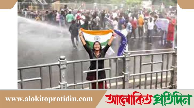 মমতার পদত্যাগ দাবিতে সচিবালয় ঘেরাও, রণক্ষেত্র পশ্চিমবঙ্গ