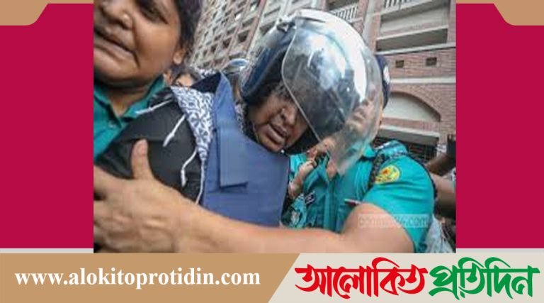 আদালতে ফাঁসির দাবি, কাঠগড়ায় কাঁদলেন ডা. দীপু মনি