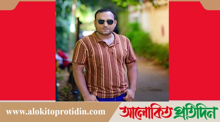 আন্দোলনকারী তৃঞ্চার্ত ছাত্রদের মাঝে ছাগলনাইয়ার সন্তান টিটুর দিনব্যাপী পানির বোতল সরবরাহ 