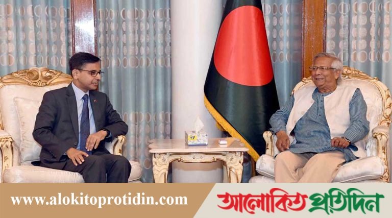 প্রসঙ্গ বন্যা মোকাবিলা : প্রধান উপদেষ্টার ‘উচ্চ পর্যায়ের সহযোগিতা’ কামনা ভারতের কাছে