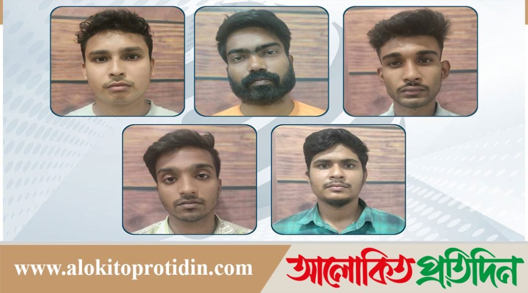 ৬ শিক্ষার্থী গ্রেপ্তার, রাতভর জিজ্ঞাসাবাদ করে তথ্য যাচাই করছে পুলিশ