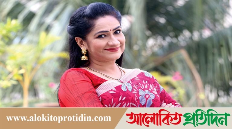 ‘আলো আসবেই’ গ্রুপ বিষয়ে ভয়ঙ্কর তথ্য দিলেন মনিরা মিঠু