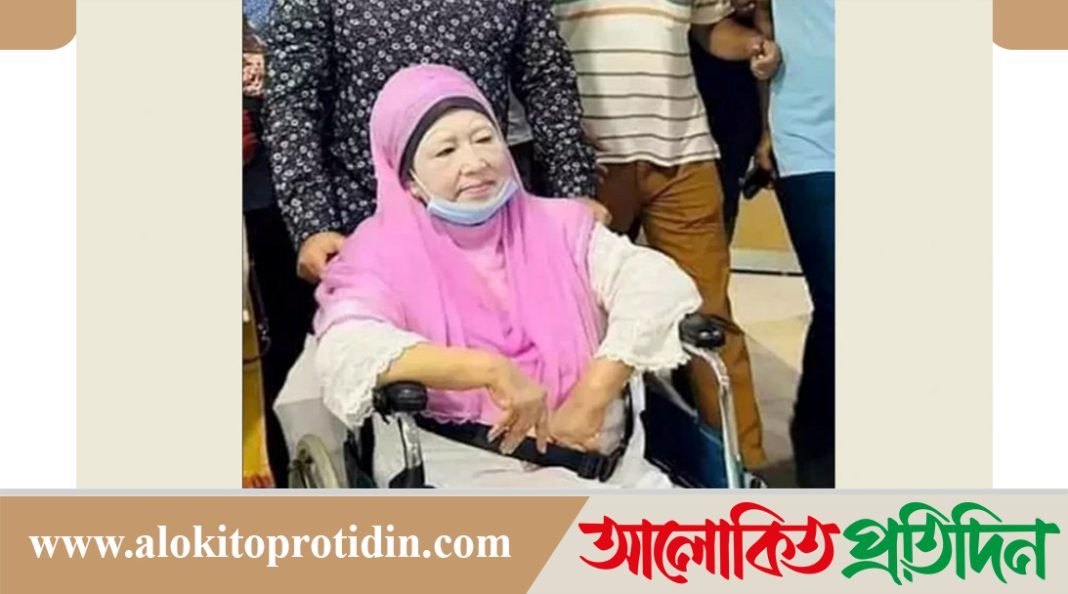 মাঝরাতে হাসপাতালে ভর্তি খালেদা জিয়া