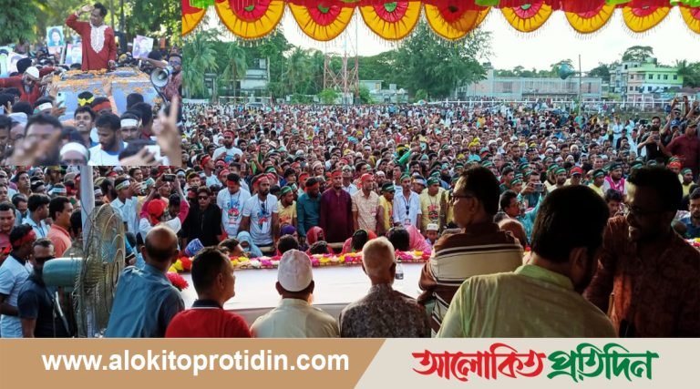 কলাপাড়ায় মোশাররফ হোসেনকে গণ-সংবর্ধনা