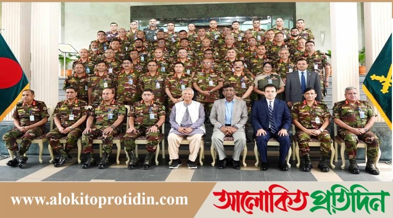 নীতিবান ও নেতৃত্বের গুণাবলী সম্পন্ন অফিসাররাই পদোন্নতির দাবিদার : প্রধান উপদেষ্টা