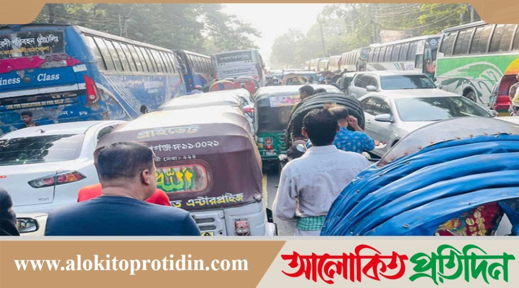 ভয়াবহ যানজটের কবলে রাজধানী