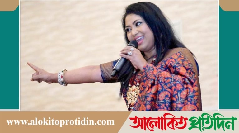 আট বছর পর আমেরিকা থেকে দেশে ফিরছেন: বেবী নাজনীন