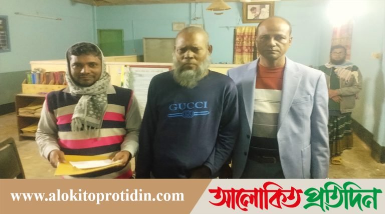 জঙ্গলে ফেলে দেওয়া, অসুস্থ বৃদ্ধের ঠাঁই হলো বৃদ্ধাশ্রমে