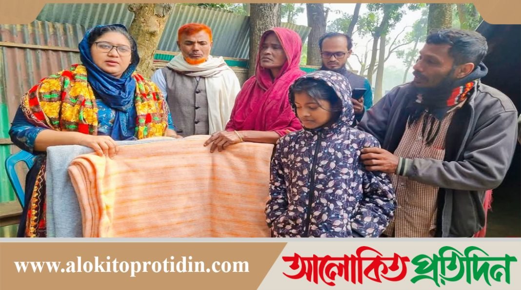 দেবিদ্বারে গৃহহীন রাবেয়ার পাশে দাঁড়ালেন মানবিক ইউএনও