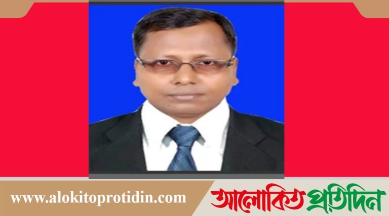 মানিকগঞ্জ প্রধান শিক্ষকের বিরুদ্ধে দুর্নীতির অভিযোগ, তদন্তের দাবি শিক্ষার্থী ও শিক্ষকদের