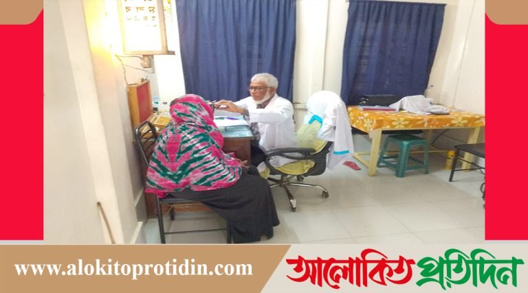 মানিকগঞ্জে অবৈধ হাসপাতালে চিকিৎসা দিচ্ছে প্যারামেডিক