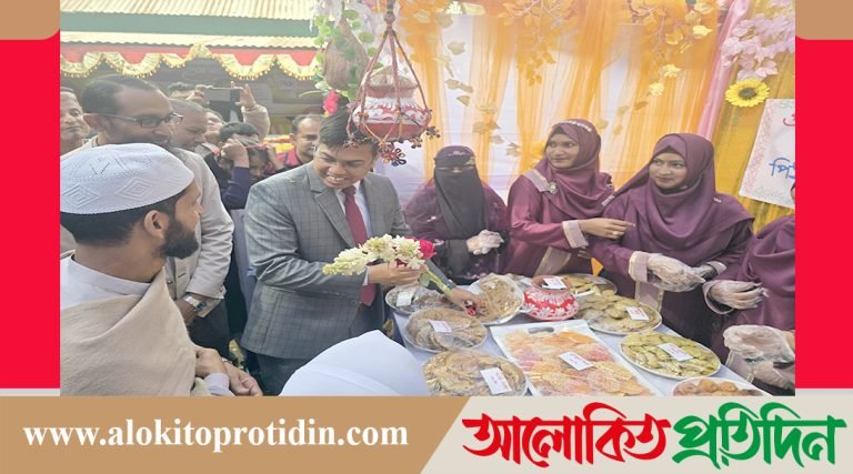 ঐতিহ্যবাহী পিঠা উৎসবে মুখর আল-হেরা মডেল স্কুল