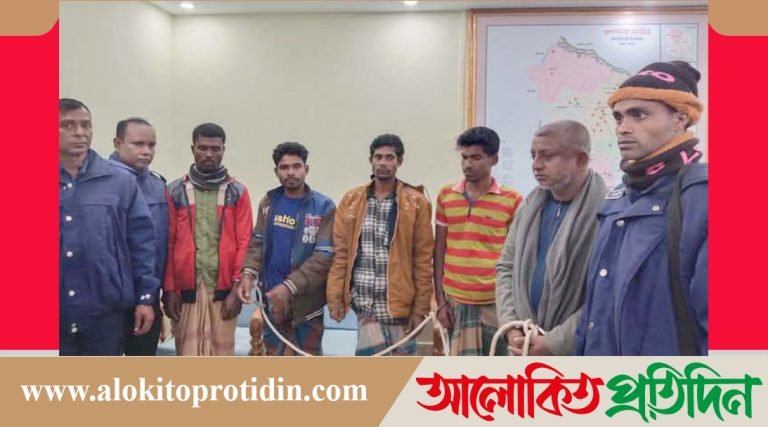 ঝিনাইগাতীতে অবৈ*ধ বালুর গাড়ি আটক করায় ইউএনও অফিস ঘেরাও