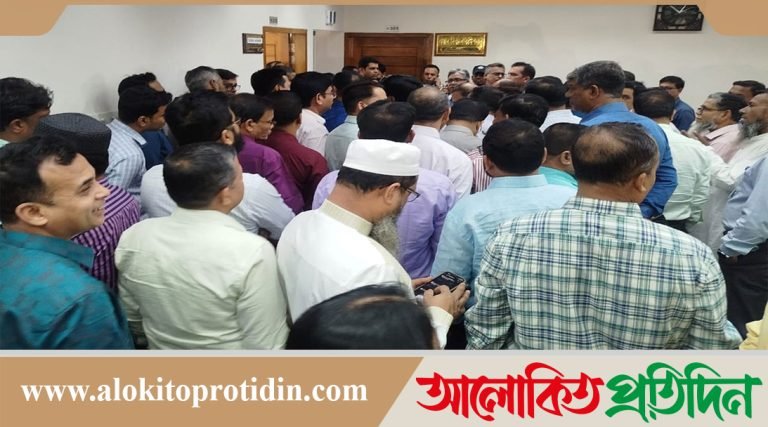 এনআইডি সেবা বন্ধের হুঁশিয়ারি নির্বাচন কমিশন কর্মকর্তাদের