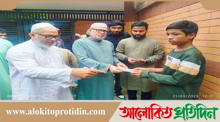 মুরাদনগরে ফিরোজ খাঁন ওয়েলফেয়ার ট্রাস্টের আর্থিক সহায়তা প্রদান