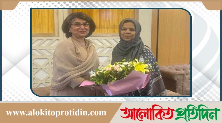 ১৫ বছর পর ঢাকায় এলেন পাকিস্তানের পররাষ্ট্রসচিব