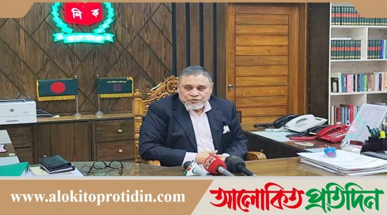 অফিসিয়াল ডকুমেন্টস হাতে পাওয়ার পর আ.লীগের বিষয়ে সিদ্ধান্ত নেব: সিইসি