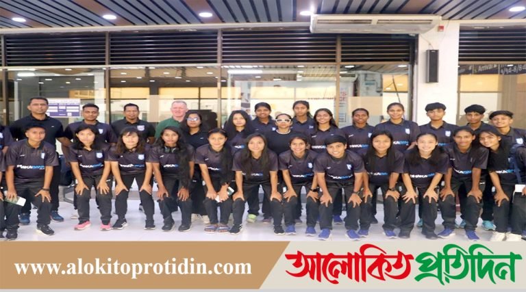 জর্ডানের উদ্দেশে দেশ ছাড়লো নারী ফুটবল দল!