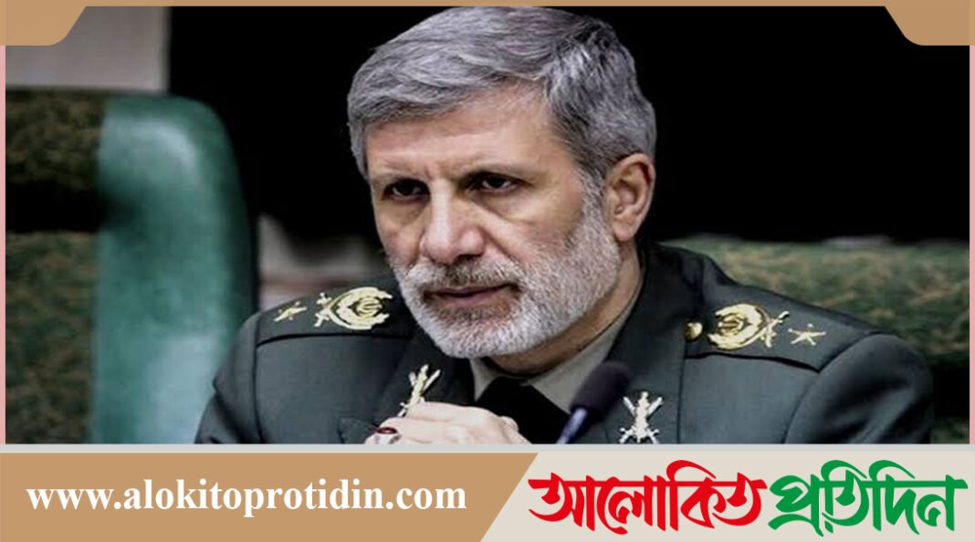 মার্কিন হামলার কঠোর জবাব দেওয়ার হুঁশিয়ারি দিলেন ইরানের সেনাপ্রধান