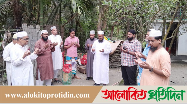 ফেনীতে অগ্নিকাণ্ডে ক্ষতিগ্রস্ত পরিবারকে সহায়তা প্রদান করেন জামায়াতে ইসলামী 